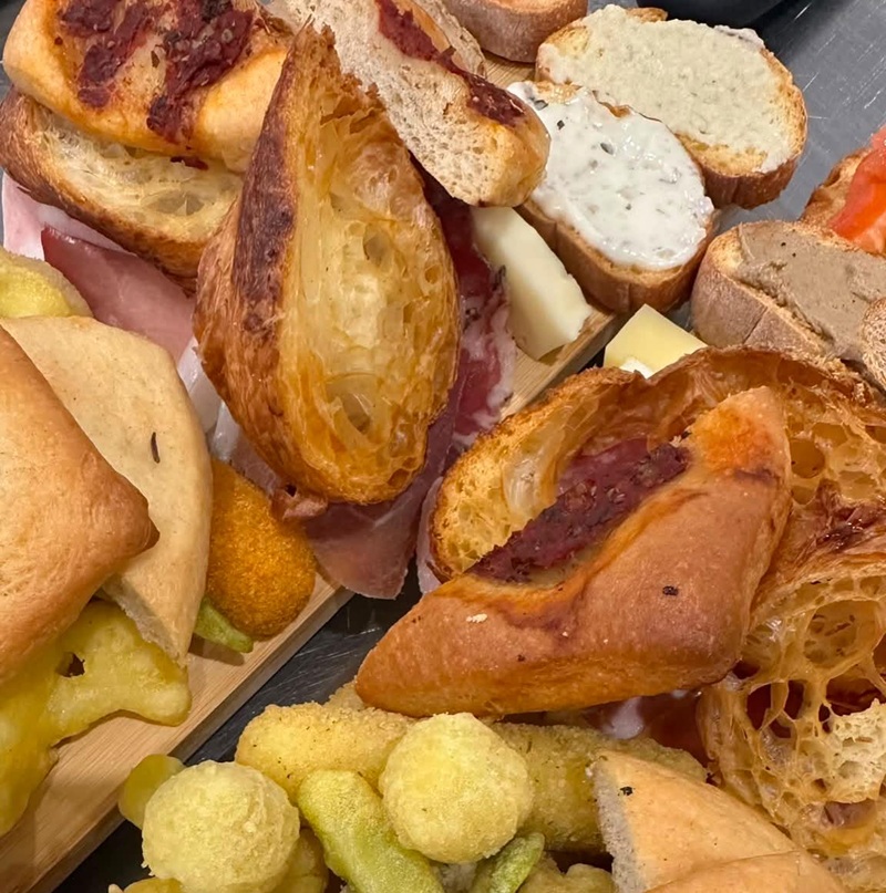Buffet di pasticceria salata per catering